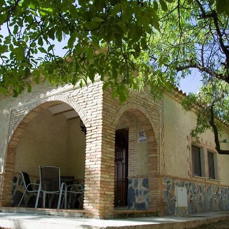 Camping Las Nogueras De Нерпио Экстерьер фото