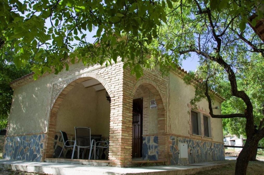 Camping Las Nogueras De Нерпио Экстерьер фото